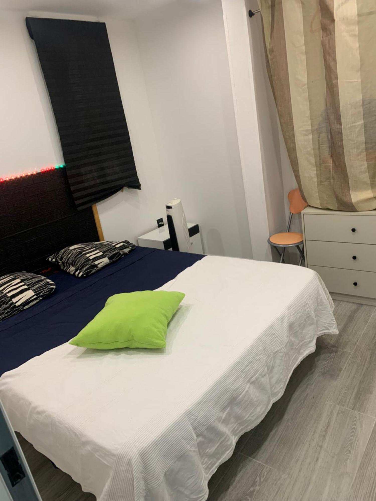Apartamento Con Piscina Chiloeches Esterno foto
